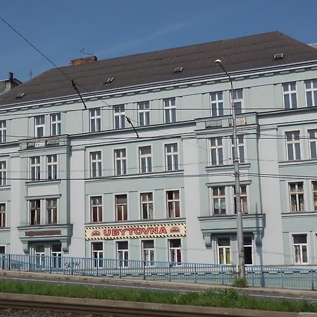 Ubytovna Pod Mostem Ostrava Kültér fotó